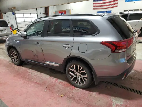 JA4AZ3A37GZ002932 2016 MITSUBISHI OUTLANDER - Image 2