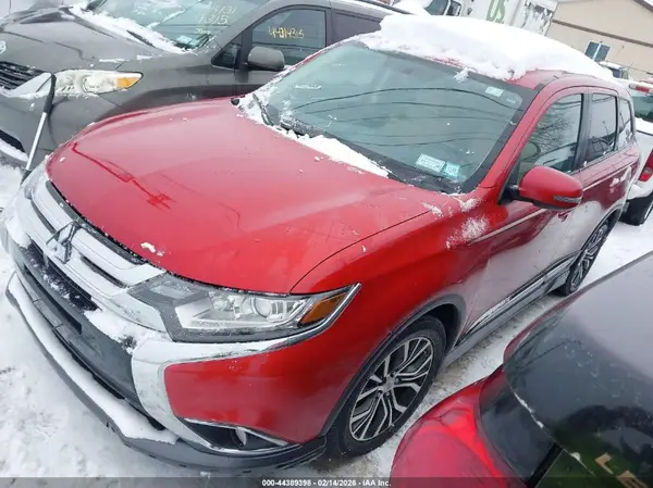 JA4AZ3A37GZ005488 2016 MITSUBISHI OUTLANDER - Image 2