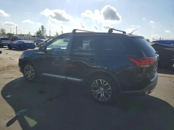 JA4AZ3A37GZ010464 2016 MITSUBISHI OUTLANDER - Image 2