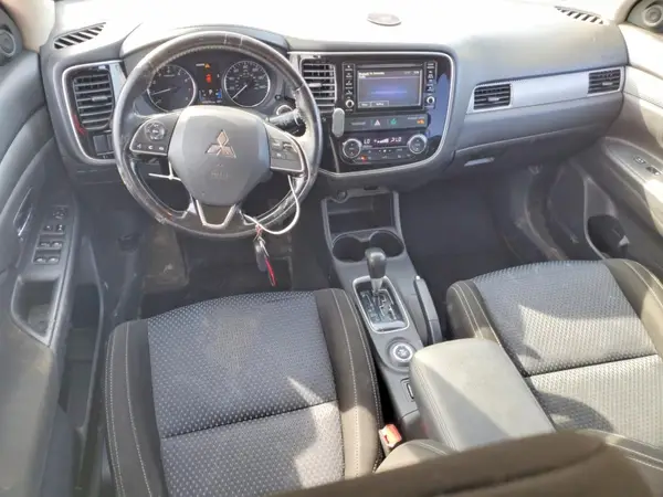 JA4AZ3A37GZ020265 2016 MITSUBISHI OUTLANDER - Image 8