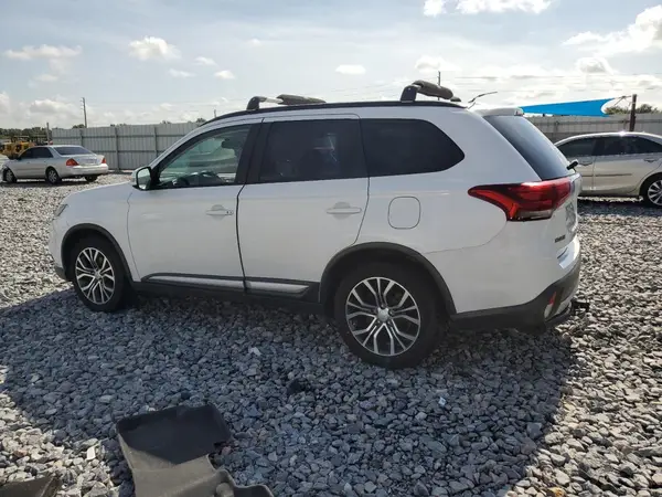 JA4AZ3A37GZ021478 2016 MITSUBISHI OUTLANDER - Image 2