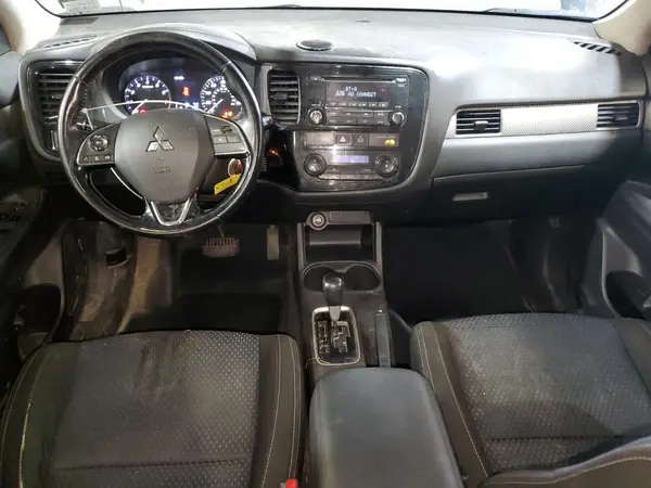 JA4AZ3A37GZ024963 2016 MITSUBISHI OUTLANDER - Image 8