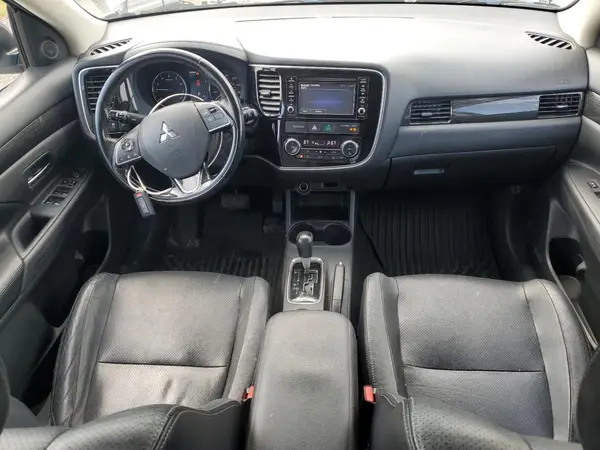 JA4AZ3A37GZ026504 2016 MITSUBISHI OUTLANDER - Image 8