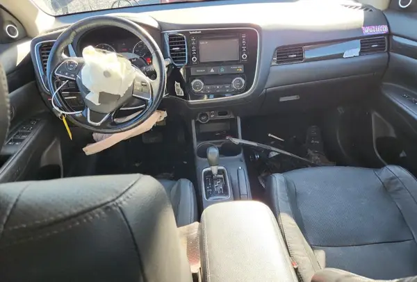 JA4AZ3A37GZ035607 2016 MITSUBISHI OUTLANDER - Image 8