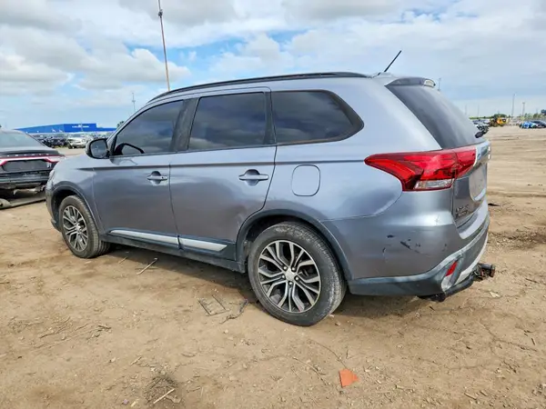 JA4AZ3A37GZ037650 2016 MITSUBISHI OUTLANDER - Image 2