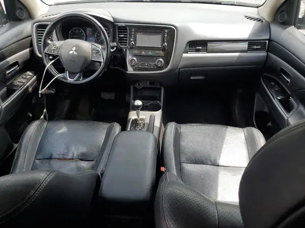JA4AZ3A37GZ057641 2016 MITSUBISHI OUTLANDER - Image 8