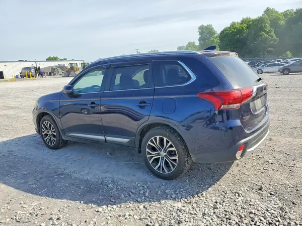 JA4AZ3A37HZ003273 2017 MITSUBISHI OUTLANDER - Image 2