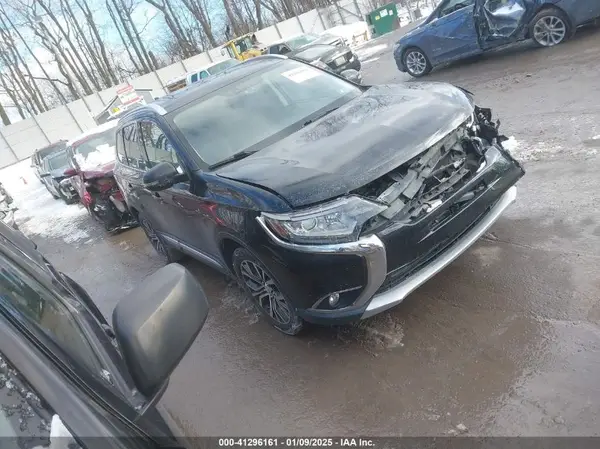 JA4AZ3A37HZ039318 2017 MITSUBISHI OUTLANDER - Image 1