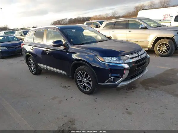 JA4AZ3A37HZ051288 2017 MITSUBISHI OUTLANDER - Image 1