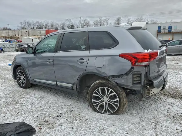 JA4AZ3A37JJ005335 2018 MITSUBISHI OUTLANDER - Image 2