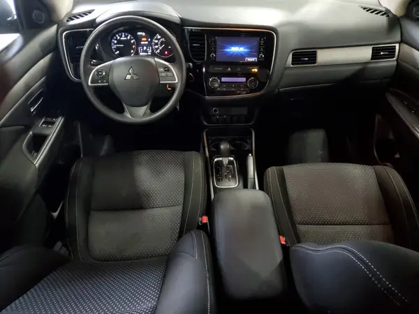 JA4AZ3A37JJ005352 2018 MITSUBISHI OUTLANDER - Image 8
