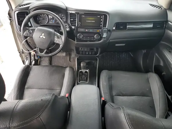 JA4AZ3A37JJ005903 2018 MITSUBISHI OUTLANDER - Image 8