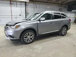 JA4AZ3A37JZ007040 2018 MITSUBISHI OUTLANDER