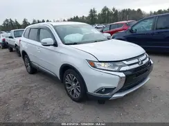 JA4AZ3A37JZ012643 2018 MITSUBISHI OUTLANDER