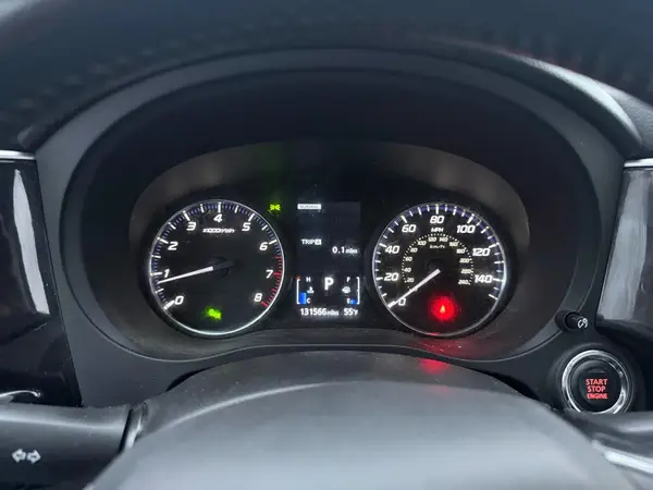 JA4AZ3A37JZ033119 2018 MITSUBISHI OUTLANDER - Image 8