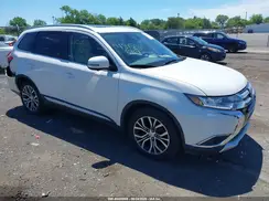 JA4AZ3A37JZ049756 2018 MITSUBISHI OUTLANDER