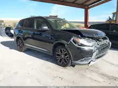 JA4AZ3A37JZ057517 2018 MITSUBISHI OUTLANDER
