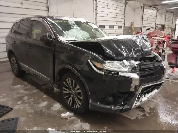 JA4AZ3A37KJ002047 2019 MITSUBISHI OUTLANDER - Image 1
