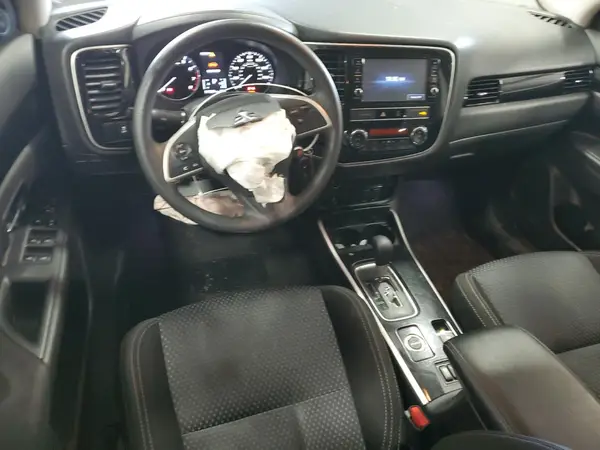 JA4AZ3A37KJ002291 2019 MITSUBISHI OUTLANDER - Image 8