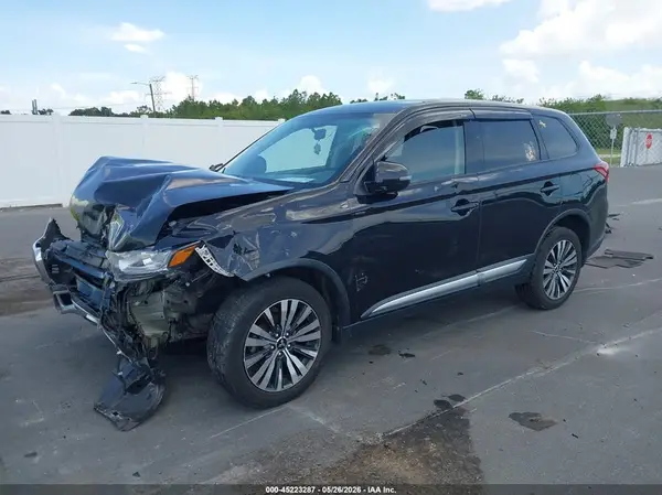 JA4AZ3A37KZ003619 2019 MITSUBISHI OUTLANDER - Image 2