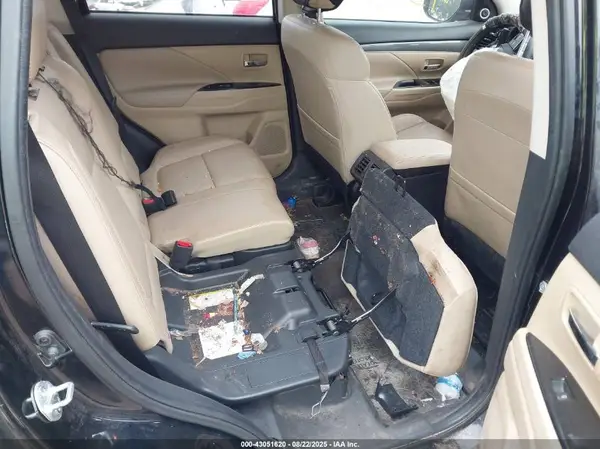 JA4AZ3A37KZ010733 2019 MITSUBISHI OUTLANDER - Image 8
