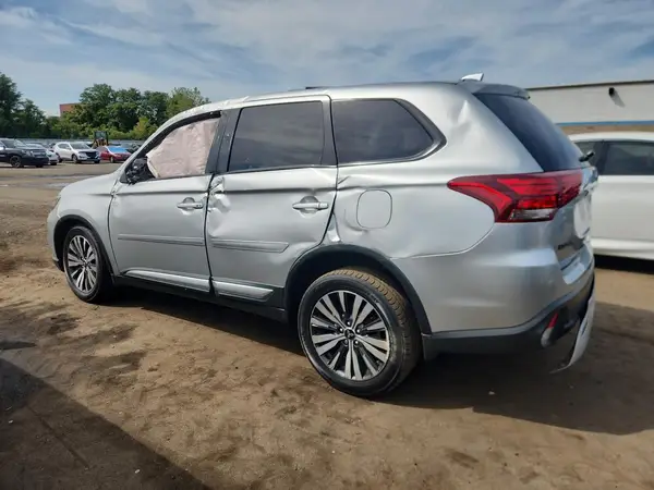 JA4AZ3A37KZ022137 2019 MITSUBISHI OUTLANDER - Image 2