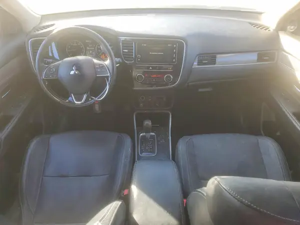 JA4AZ3A37KZ026933 2019 MITSUBISHI OUTLANDER - Image 8