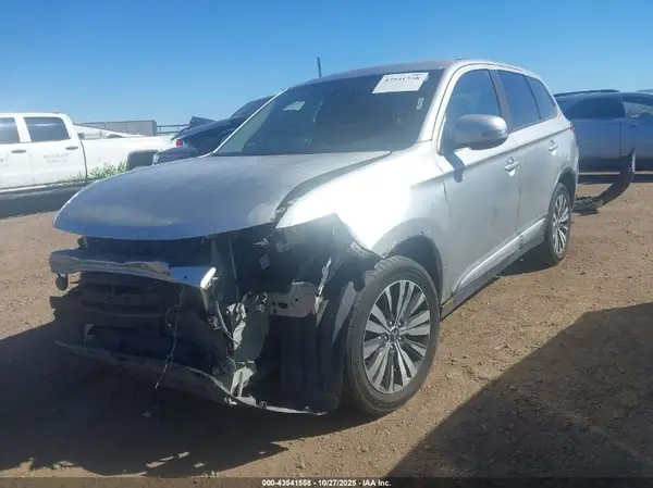JA4AZ3A37KZ027564 2019 MITSUBISHI OUTLANDER - Image 2