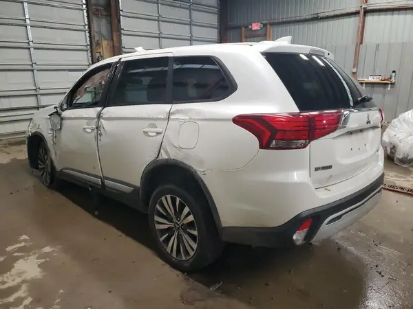 JA4AZ3A37KZ031808 2019 MITSUBISHI OUTLANDER - Image 2