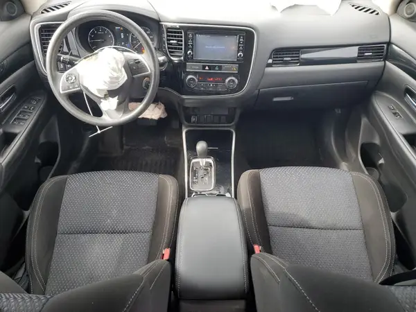 JA4AZ3A37KZ033543 2019 MITSUBISHI OUTLANDER - Image 8