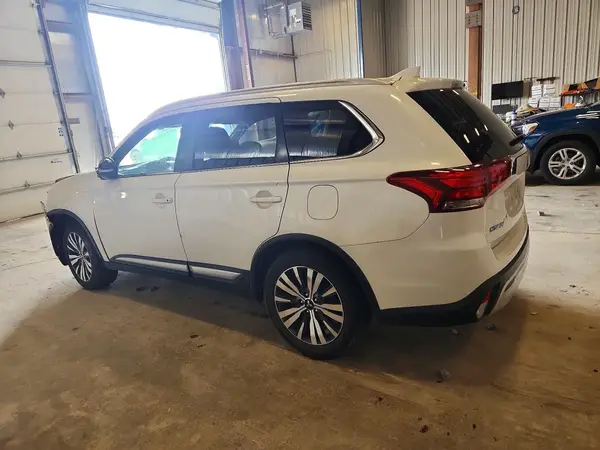 JA4AZ3A37KZ036300 2019 MITSUBISHI OUTLANDER - Image 2