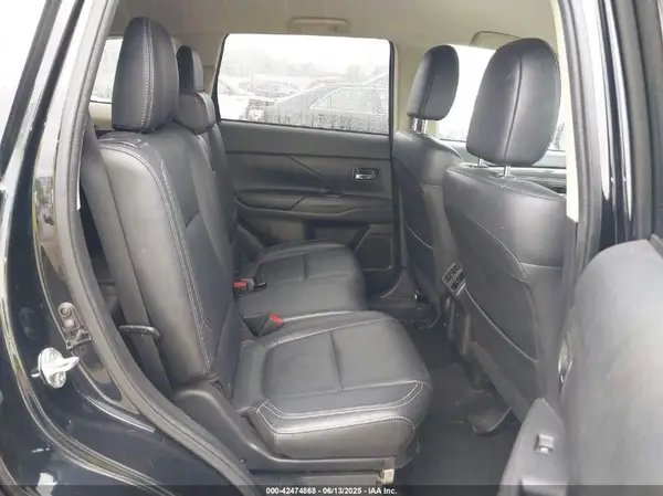 JA4AZ3A37KZ038905 2019 MITSUBISHI OUTLANDER - Image 8