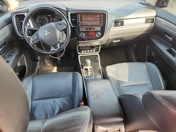 JA4AZ3A37KZ039147 2019 MITSUBISHI OUTLANDER - Image 8