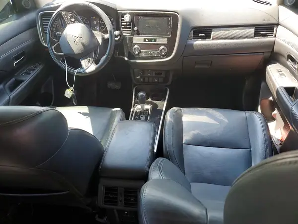 JA4AZ3A37KZ042176 2019 MITSUBISHI OUTLANDER - Image 8