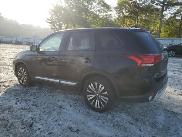 JA4AZ3A37KZ042761 2019 MITSUBISHI OUTLANDER - Image 2