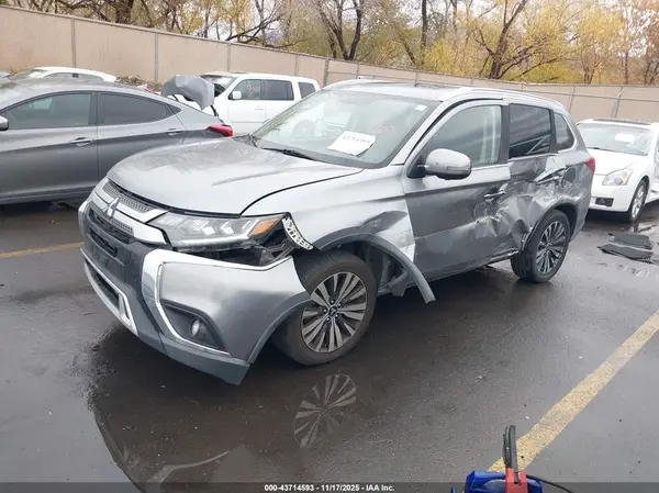 JA4AZ3A37KZ051380 2019 MITSUBISHI OUTLANDER - Image 2
