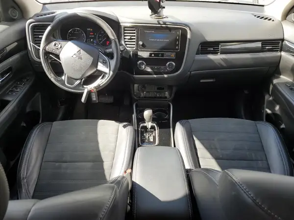 JA4AZ3A37KZ055381 2019 MITSUBISHI OUTLANDER - Image 8