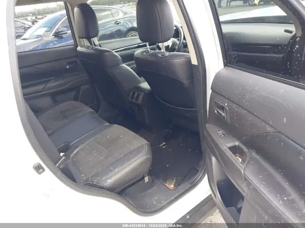 JA4AZ3A37KZ056109 2019 MITSUBISHI OUTLANDER - Image 8