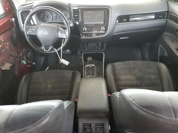 JA4AZ3A37LZ003394 2020 MITSUBISHI OUTLANDER - Image 8