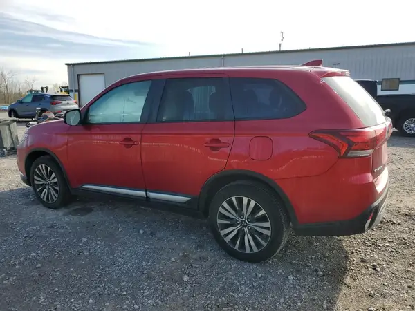 JA4AZ3A37LZ011267 2020 MITSUBISHI OUTLANDER - Image 2