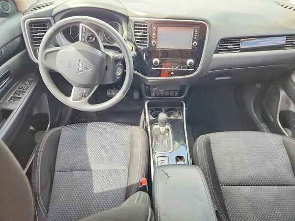 JA4AZ3A37LZ026464 2020 MITSUBISHI OUTLANDER - Image 8