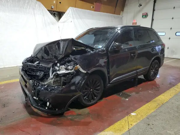 JA4AZ3A37LZ028926 2020 MITSUBISHI OUTLANDER - Image 1