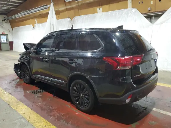 JA4AZ3A37LZ028926 2020 MITSUBISHI OUTLANDER - Image 2
