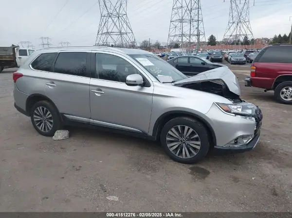 JA4AZ3A37LZ029574 2020 MITSUBISHI OUTLANDER - Image 1