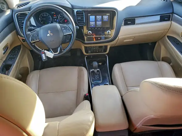 JA4AZ3A37LZ036346 2020 MITSUBISHI OUTLANDER - Image 8