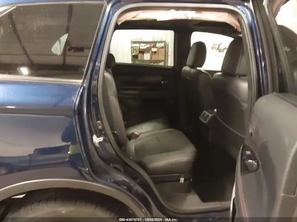 JA4AZ3A37LZ036847 2020 MITSUBISHI OUTLANDER - Image 8