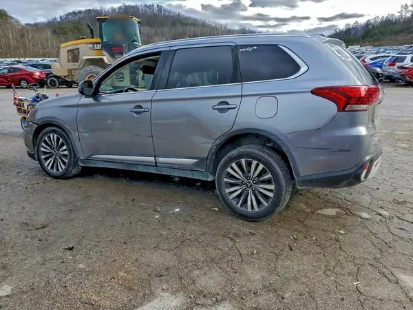 JA4AZ3A37LZ043247 2020 MITSUBISHI OUTLANDER - Image 2