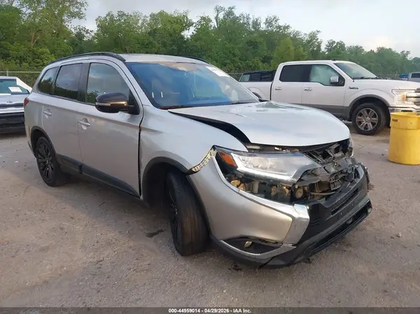 JA4AZ3A37LZ043393 2020 MITSUBISHI OUTLANDER - Image 1