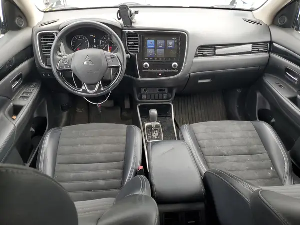 JA4AZ3A37LZ047234 2020 MITSUBISHI OUTLANDER - Image 8