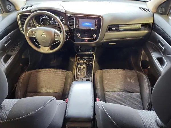 JA4AZ3A37LZ047458 2020 MITSUBISHI OUTLANDER - Image 8